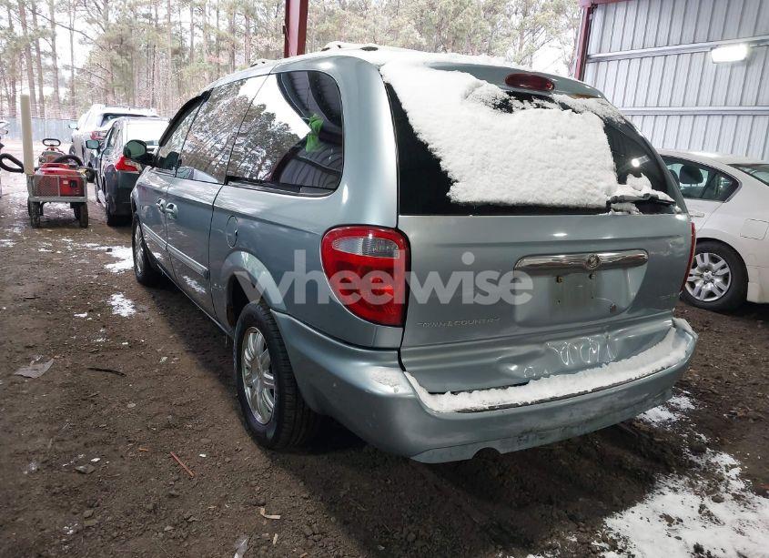 Photo 3 of 2005 Chrysler Town & COUNTRY TOURING (VIN 2C4GP54L05R233501)