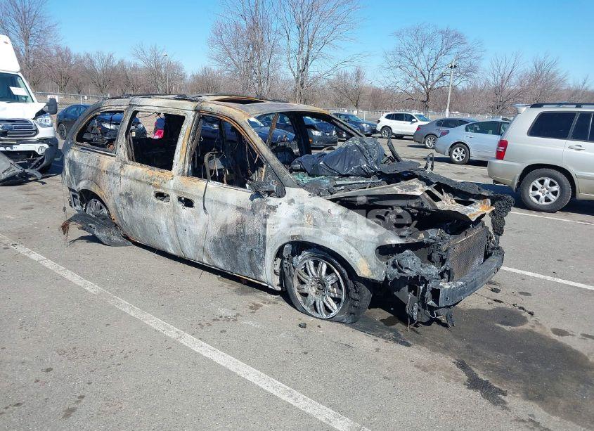 2005 Chrysler Town & COUNTRY TOURING (VIN 2C4GP54L05R297067) main photo