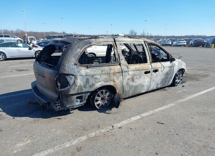 Photo 4 of 2005 Chrysler Town & COUNTRY TOURING (VIN 2C4GP54L05R297067)