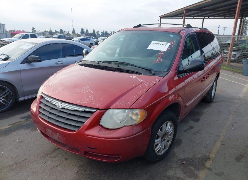 Photo 2 of 2005 Chrysler Town & COUNTRY TOURING (VIN 2C4GP54L05R530087)