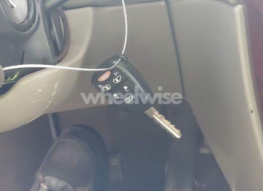 Photo 11 of 2004 Chrysler Town & COUNTRY TOURING (VIN 2C4GP54L14R599739)