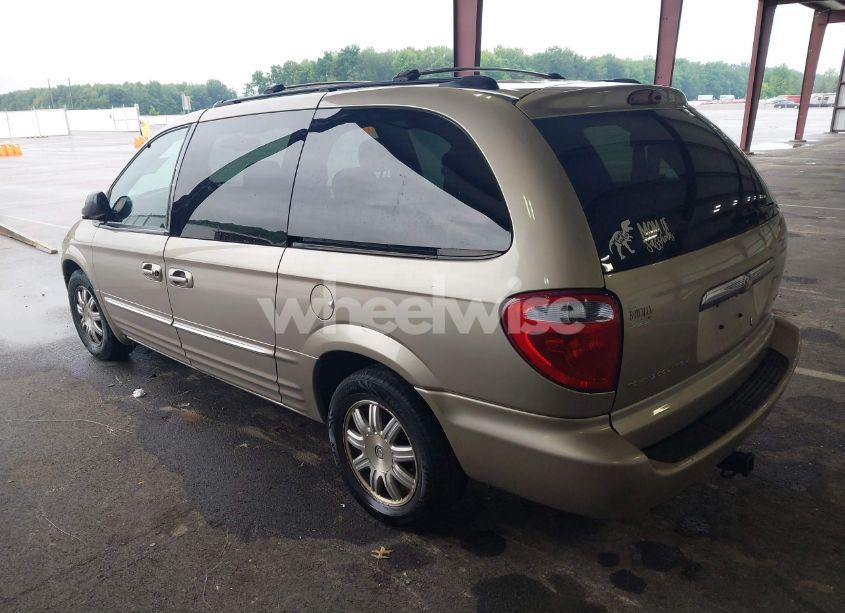 Photo 3 of 2004 Chrysler Town & COUNTRY TOURING (VIN 2C4GP54L14R599739)