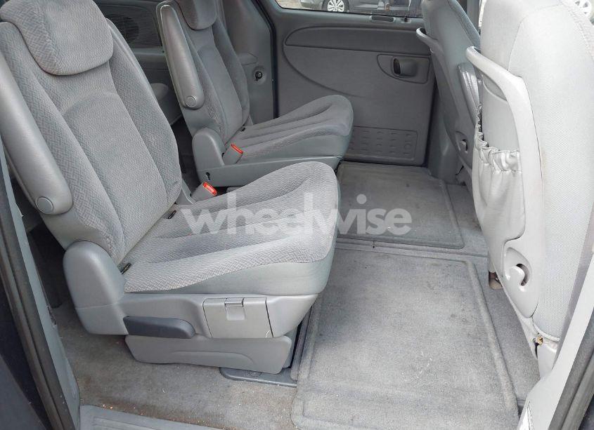 Photo 8 of 2005 Chrysler Town & COUNTRY TOURING (VIN 2C4GP54L15R494264)