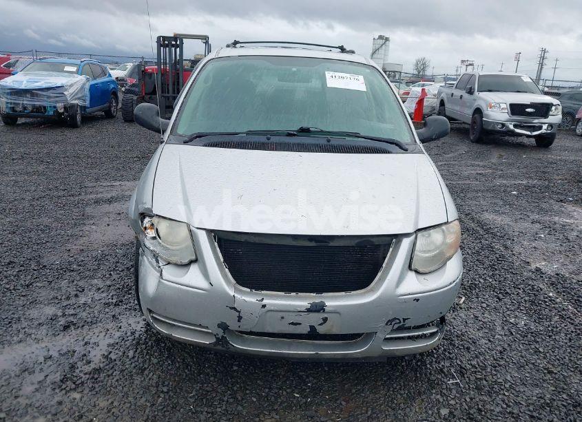 Photo 13 of 2005 Chrysler Town & COUNTRY TOURING (VIN 2C4GP54L25R445025)