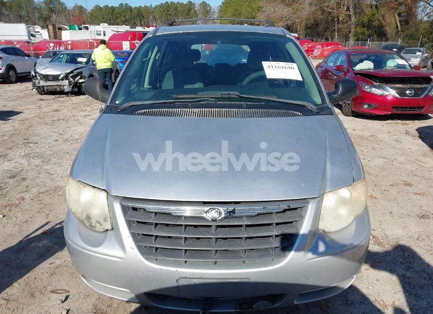 Photo 13 of 2005 Chrysler Town & COUNTRY TOURING (VIN 2C4GP54L25R466179)