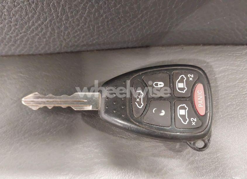 Photo 11 of 2005 Chrysler Town & COUNTRY TOURING (VIN 2C4GP54L25R481913)