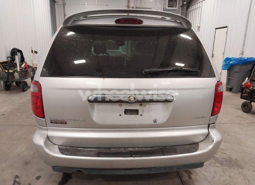 Photo 16 of 2005 Chrysler Town & COUNTRY TOURING (VIN 2C4GP54L25R481913)