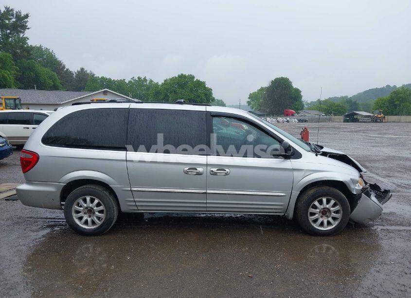 Photo 14 of 2002 Chrysler Town & COUNTRY LXI (VIN 2C4GP54L32R553892)
