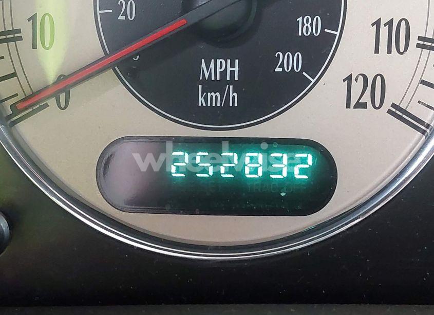 Photo 16 of 2002 Chrysler Town & COUNTRY LXI (VIN 2C4GP54L32R553892)