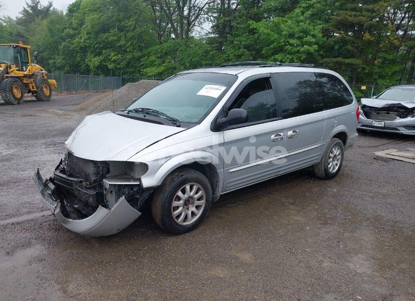 Photo 2 of 2002 Chrysler Town & COUNTRY LXI (VIN 2C4GP54L32R553892)