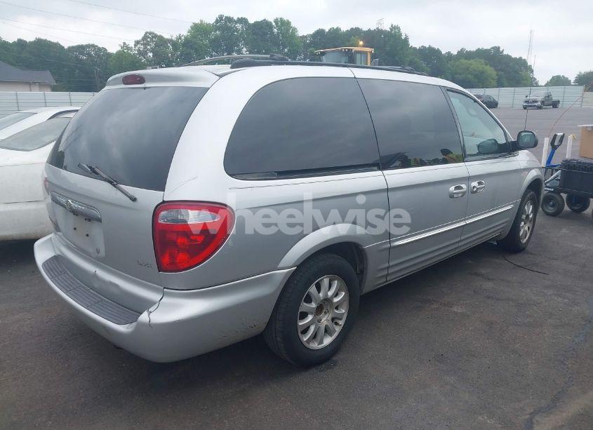 Photo 4 of 2002 Chrysler Town & COUNTRY LXI (VIN 2C4GP54L32R646668)