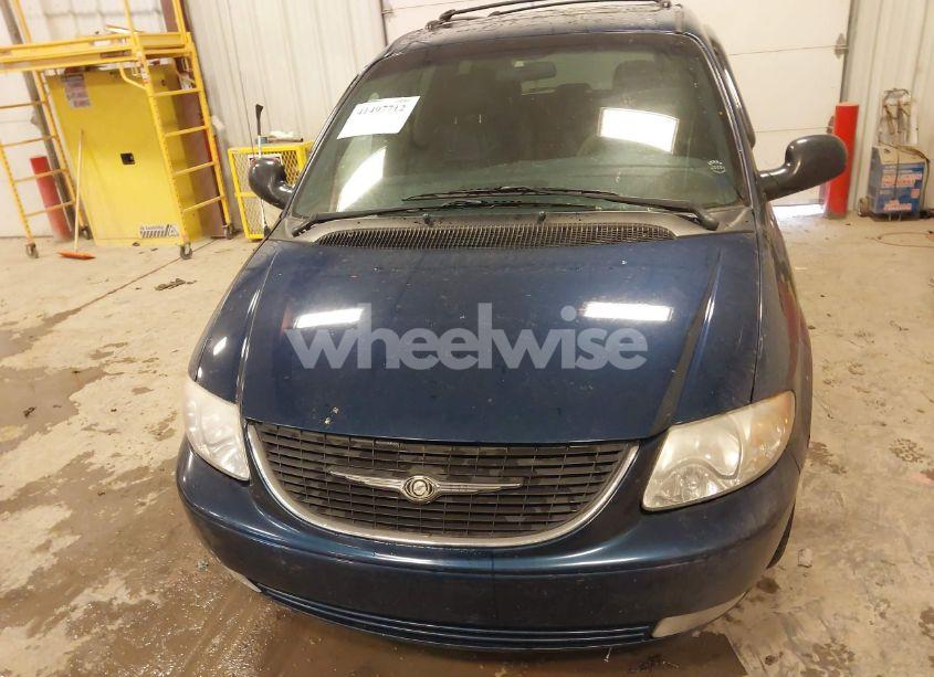 Photo 6 of 2002 Chrysler Town & COUNTRY LXI (VIN 2C4GP54L32R657430)