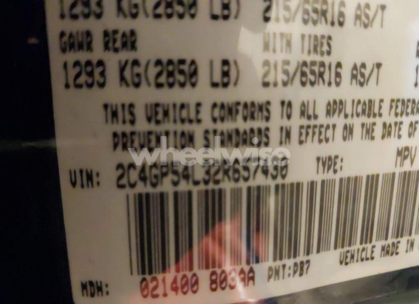 Photo 9 of 2002 Chrysler Town & COUNTRY LXI (VIN 2C4GP54L32R657430)