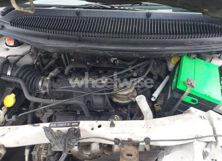 Photo 10 of 2004 Chrysler Town & COUNTRY TOURING (VIN 2C4GP54L34R611728)