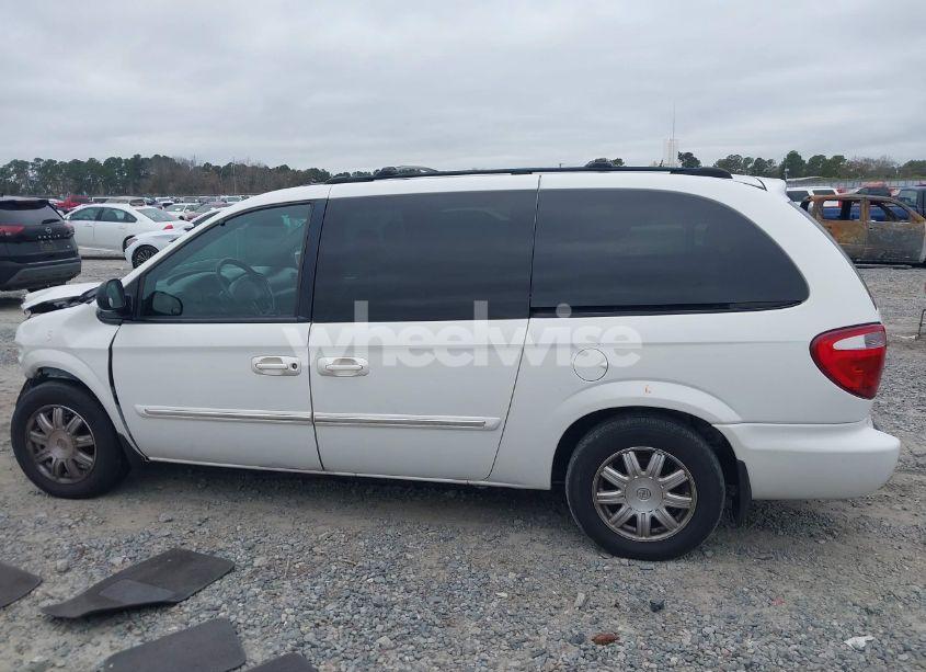 Photo 14 of 2004 Chrysler Town & COUNTRY TOURING (VIN 2C4GP54L34R611728)
