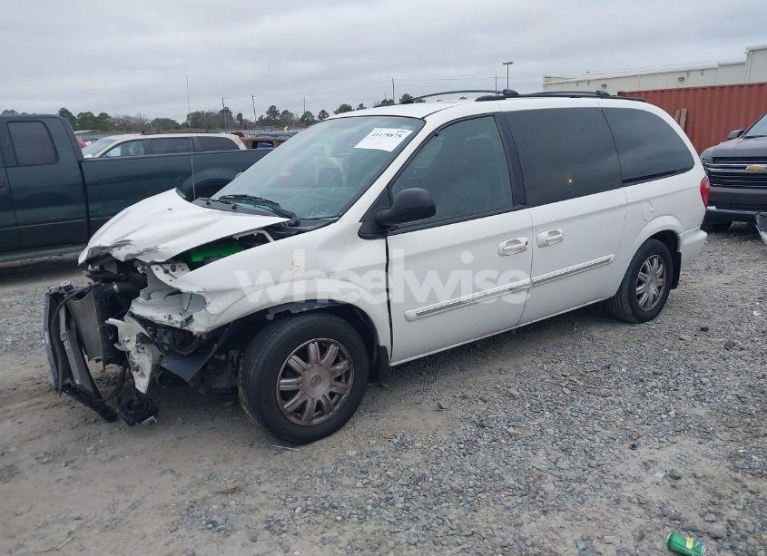 Photo 2 of 2004 Chrysler Town & COUNTRY TOURING (VIN 2C4GP54L34R611728)