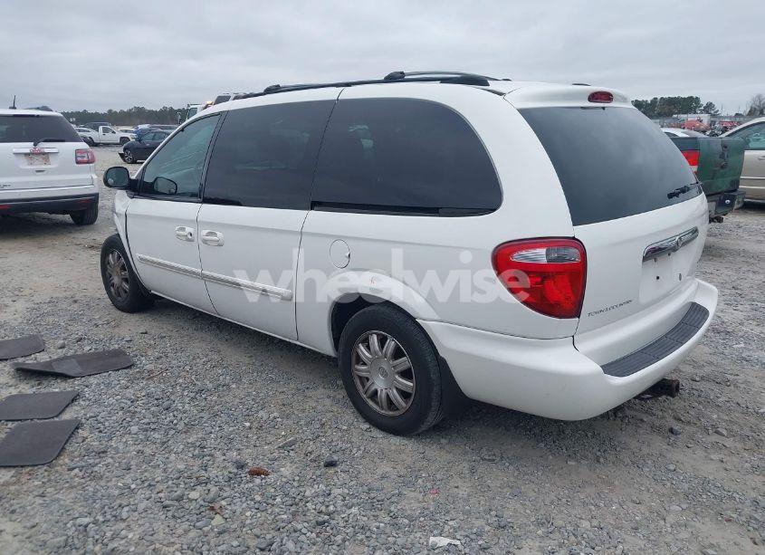 Photo 3 of 2004 Chrysler Town & COUNTRY TOURING (VIN 2C4GP54L34R611728)