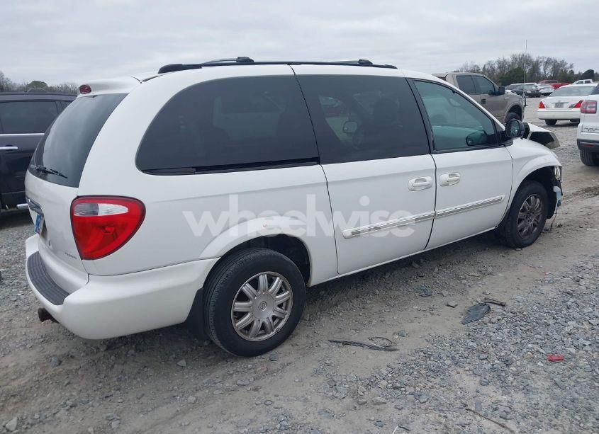Photo 4 of 2004 Chrysler Town & COUNTRY TOURING (VIN 2C4GP54L34R611728)