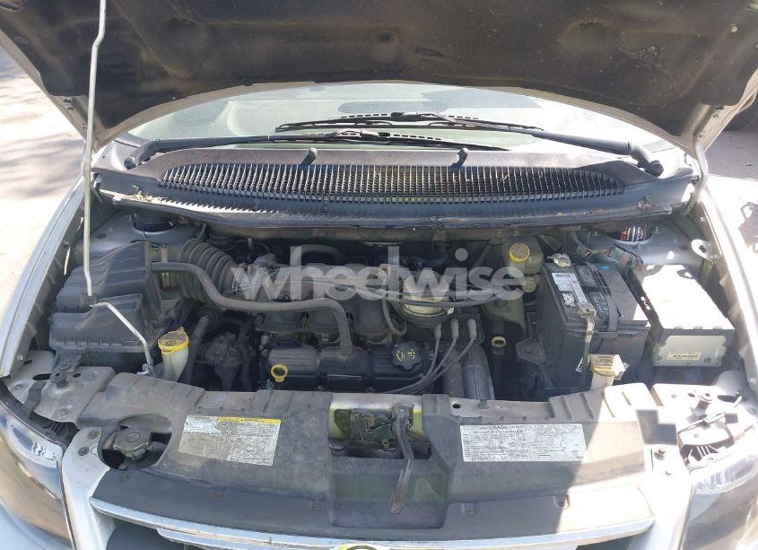 Photo 10 of 2005 Chrysler Town & COUNTRY TOURING (VIN 2C4GP54L35R218491)