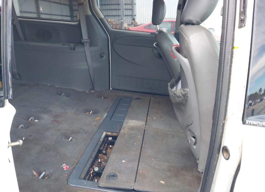 Photo 8 of 2005 Chrysler Town & COUNTRY TOURING (VIN 2C4GP54L35R429772)