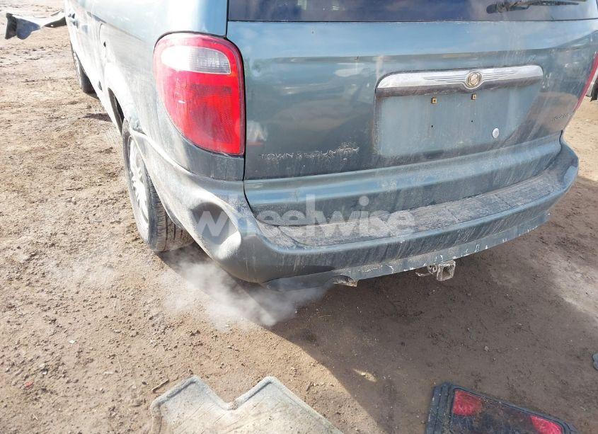 Photo 6 of 2005 Chrysler Town & COUNTRY TOURING (VIN 2C4GP54L35R530262)