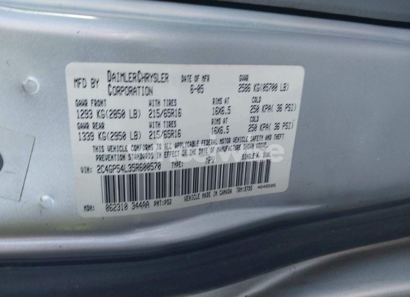 Photo 9 of 2005 Chrysler Town & COUNTRY TOURING (VIN 2C4GP54L35R600570)