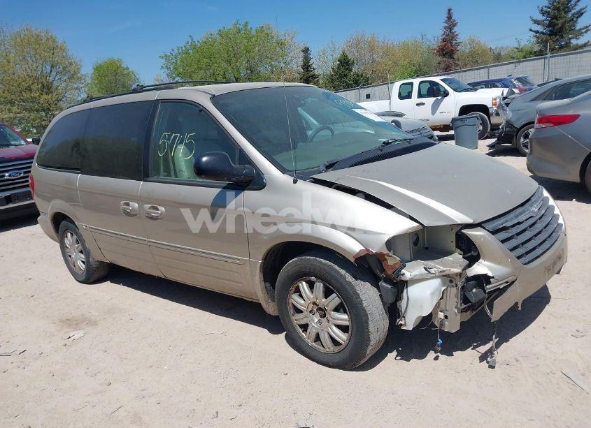2005 Chrysler Town & COUNTRY TOURING (VIN 2C4GP54L45R123762) main photo