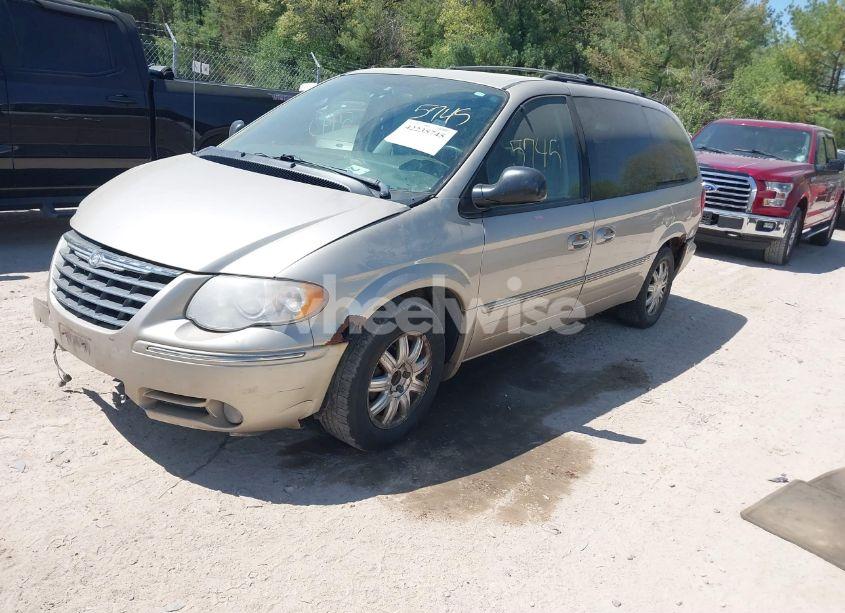 Photo 2 of 2005 Chrysler Town & COUNTRY TOURING (VIN 2C4GP54L45R123762)