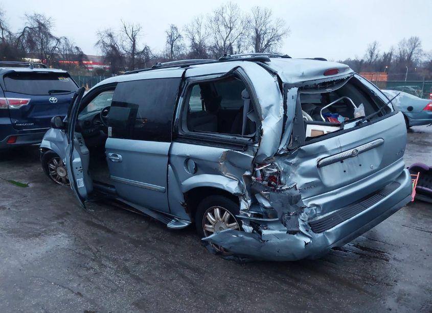 Photo 3 of 2005 Chrysler Town & COUNTRY TOURING (VIN 2C4GP54L45R198350)