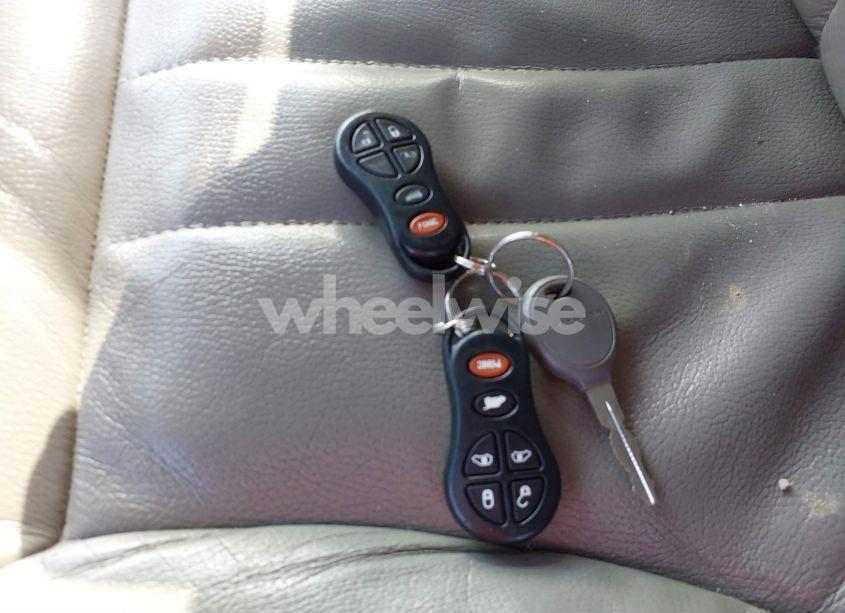 Photo 11 of 2003 Chrysler Town & COUNTRY LXI (VIN 2C4GP54L53R249755)