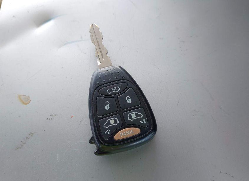 Photo 11 of 2004 Chrysler Town & COUNTRY TOURING (VIN 2C4GP54L54R605297)