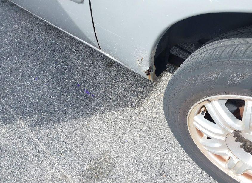 Photo 13 of 2004 Chrysler Town & COUNTRY TOURING (VIN 2C4GP54L54R605297)