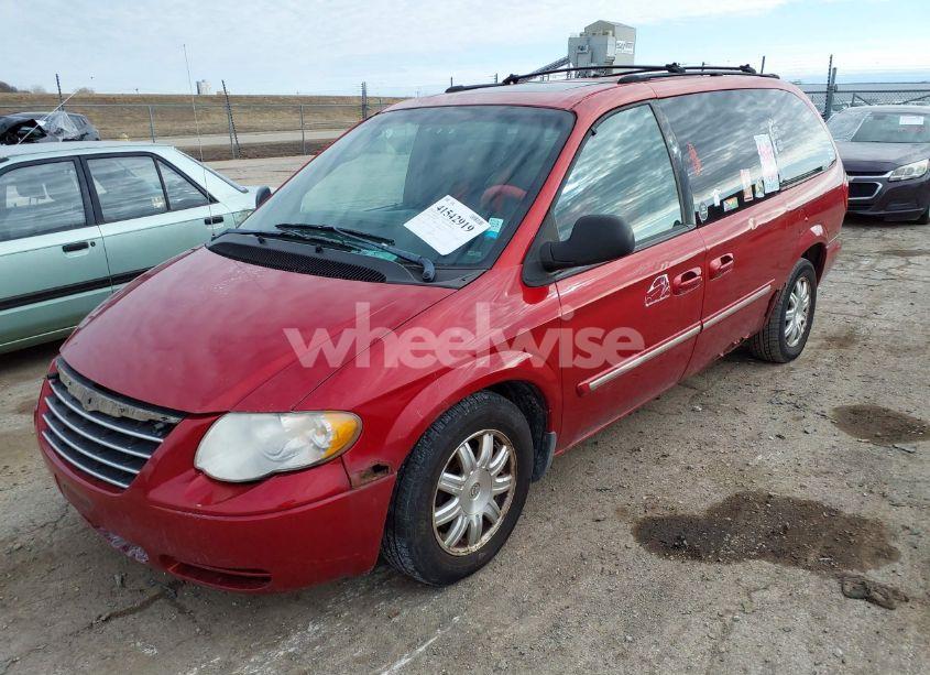Photo 2 of 2005 Chrysler Town & COUNTRY TOURING (VIN 2C4GP54L55R177829)