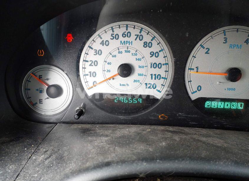 Photo 7 of 2005 Chrysler Town & COUNTRY TOURING (VIN 2C4GP54L55R177829)