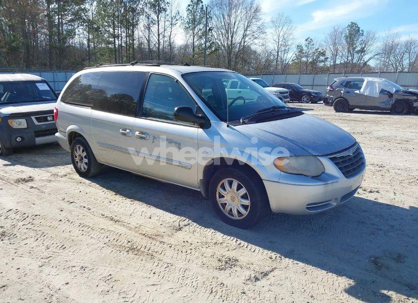 2005 Chrysler Town & COUNTRY TOURING (VIN 2C4GP54L55R192606) main photo