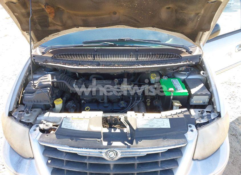 Photo 10 of 2005 Chrysler Town & COUNTRY TOURING (VIN 2C4GP54L55R192606)