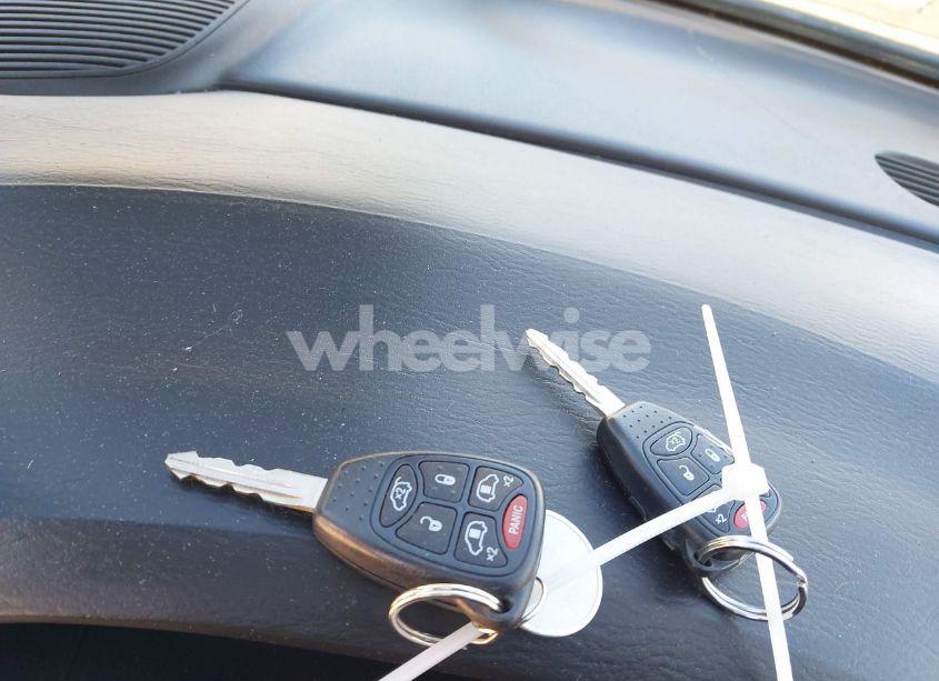 Photo 11 of 2005 Chrysler Town & COUNTRY TOURING (VIN 2C4GP54L55R192606)