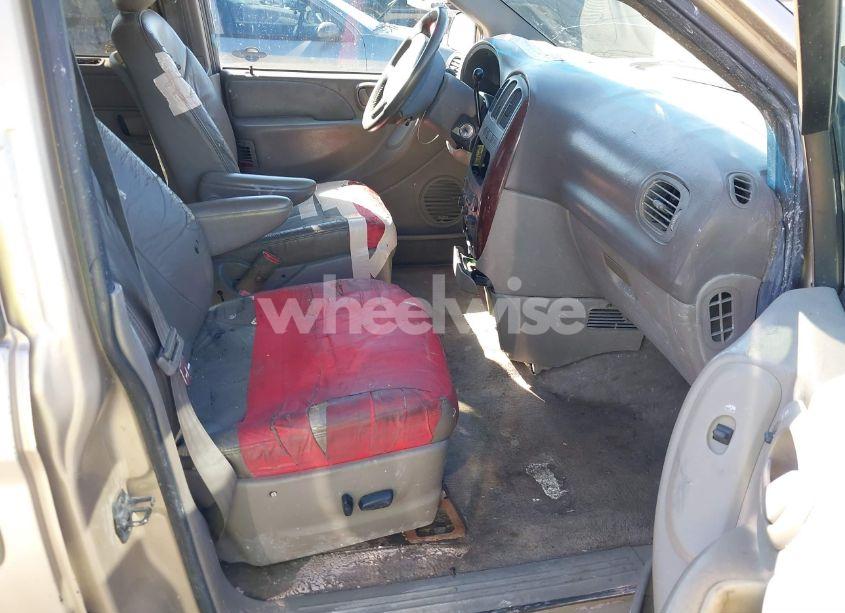 Photo 5 of 2001 Chrysler Town & COUNTRY LXI (VIN 2C4GP54L61R384028)