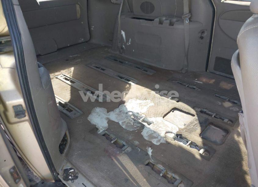 Photo 8 of 2001 Chrysler Town & COUNTRY LXI (VIN 2C4GP54L61R384028)