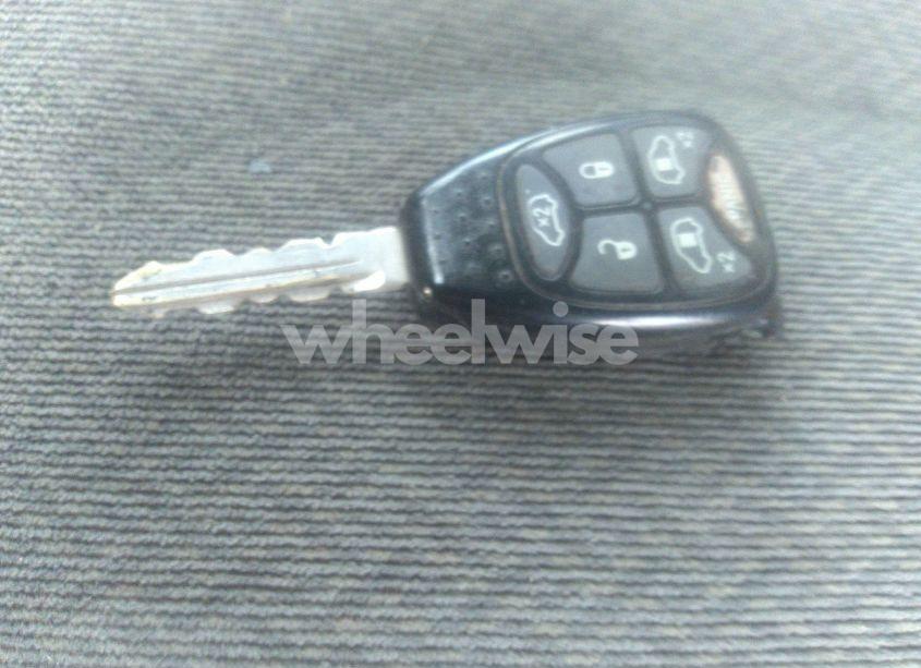 Photo 11 of 2005 Chrysler Town & COUNTRY TOURING (VIN 2C4GP54L65R227315)