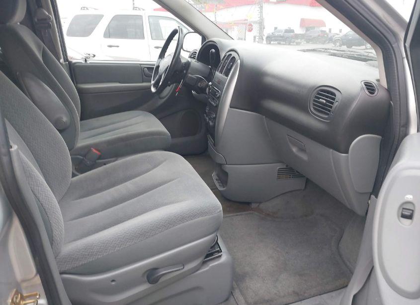 Photo 5 of 2005 Chrysler Town & COUNTRY TOURING (VIN 2C4GP54L65R596837)