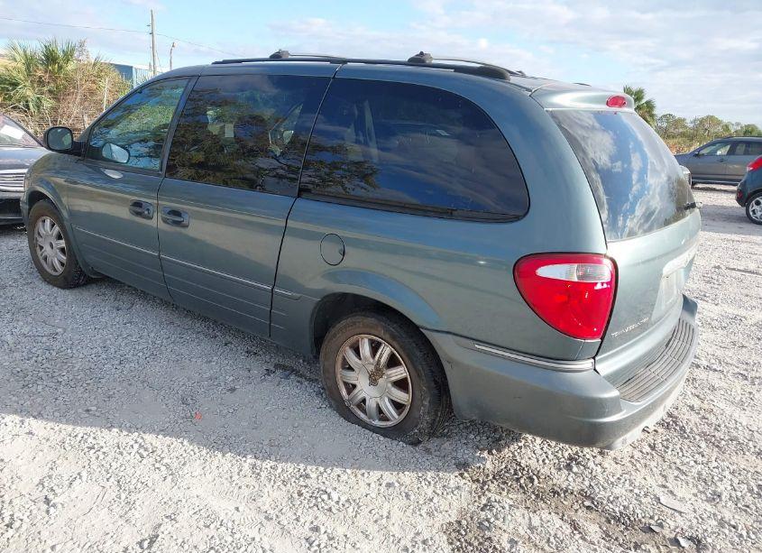 Photo 3 of 2005 Chrysler Town & COUNTRY TOURING (VIN 2C4GP54L75R120290)