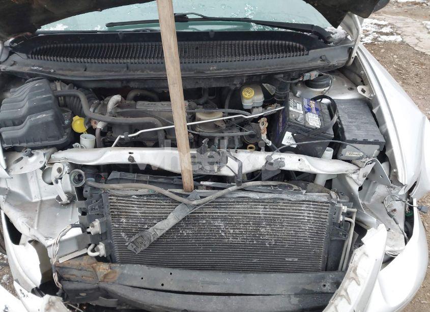 Photo 10 of 2005 Chrysler Town & COUNTRY TOURING (VIN 2C4GP54L75R467120)