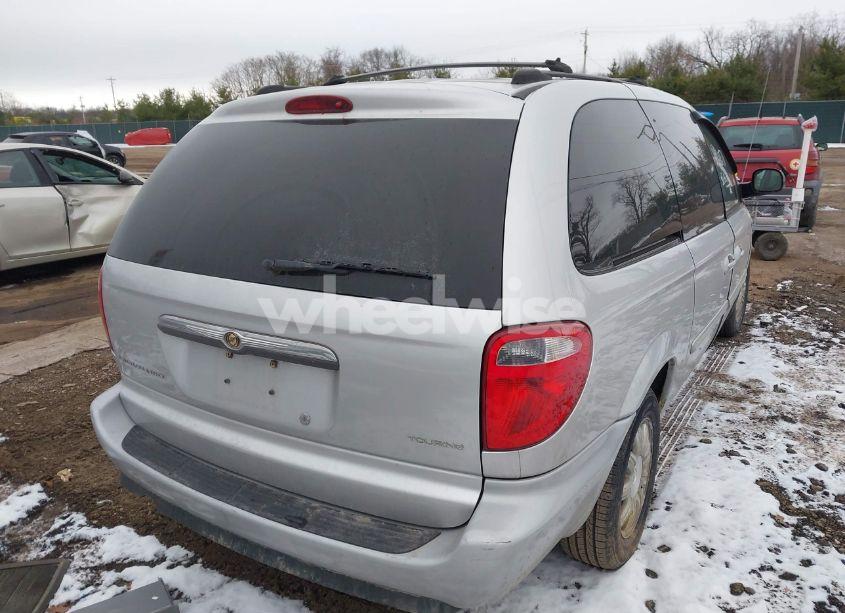 Photo 4 of 2005 Chrysler Town & COUNTRY TOURING (VIN 2C4GP54L75R467120)