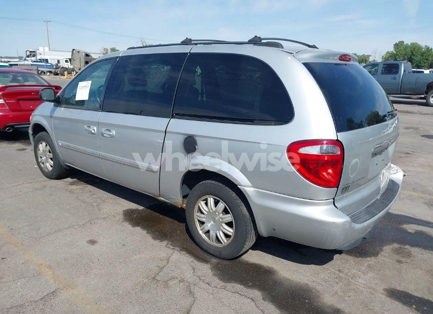 Photo 3 of 2005 Chrysler Town & COUNTRY TOURING (VIN 2C4GP54L75R534962)