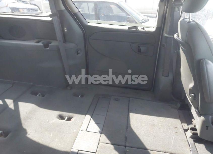 Photo 8 of 2005 Chrysler Town & COUNTRY TOURING (VIN 2C4GP54L75R534962)