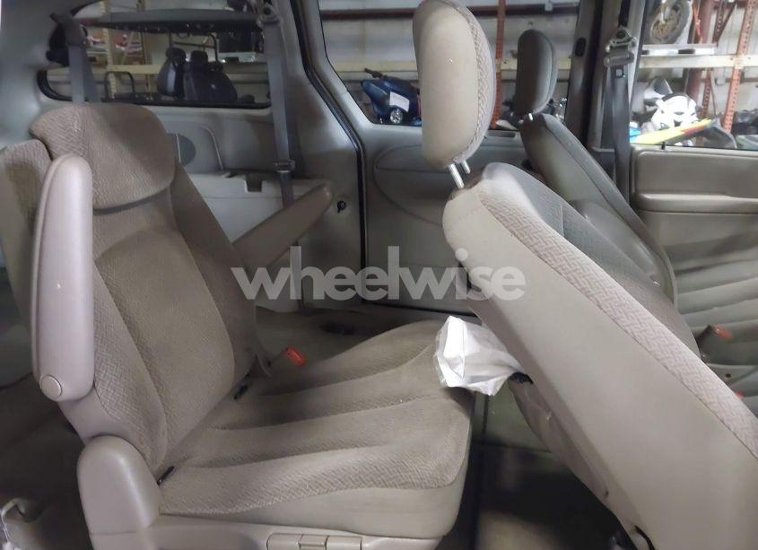 Photo 8 of 2005 Chrysler Town & COUNTRY TOURING (VIN 2C4GP54L75R563071)