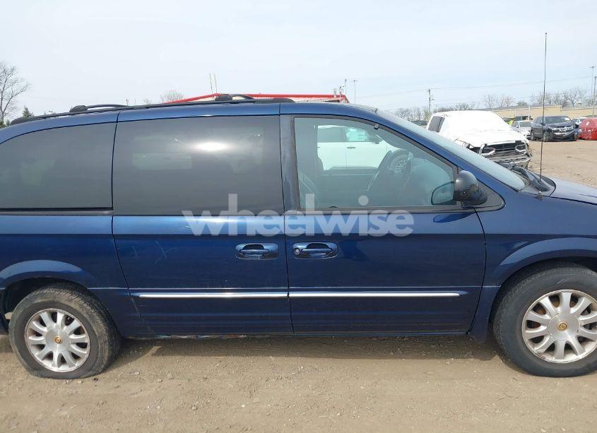 Photo 13 of 2001 Chrysler Town & COUNTRY LXI (VIN 2C4GP54L81R352276)