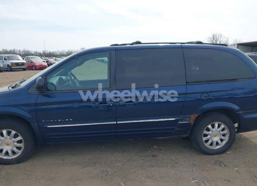 Photo 14 of 2001 Chrysler Town & COUNTRY LXI (VIN 2C4GP54L81R352276)
