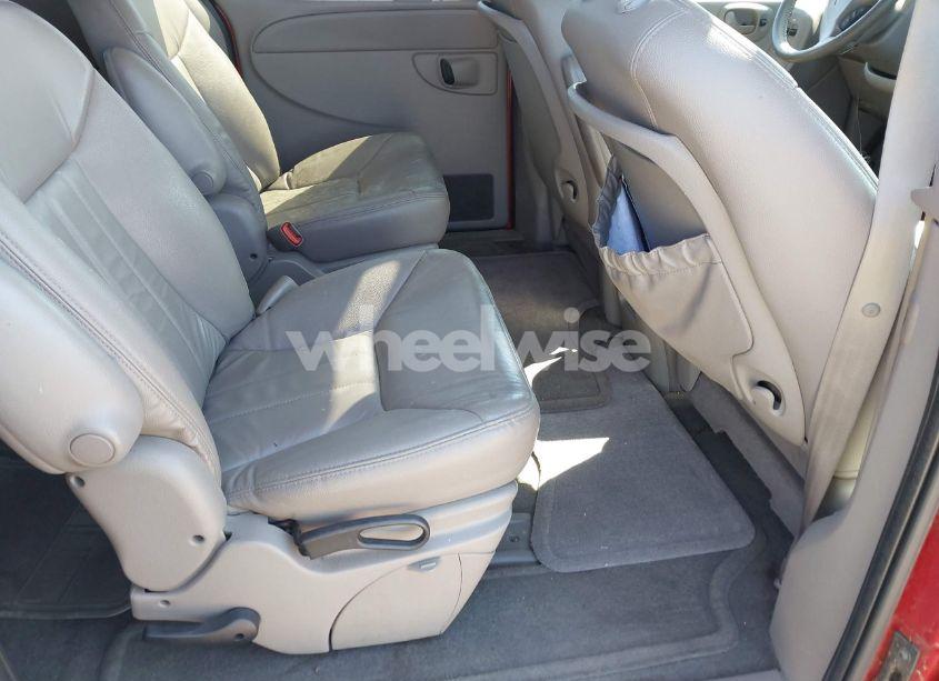 Photo 8 of 2003 Chrysler Town & COUNTRY LXI (VIN 2C4GP54L83R234442)